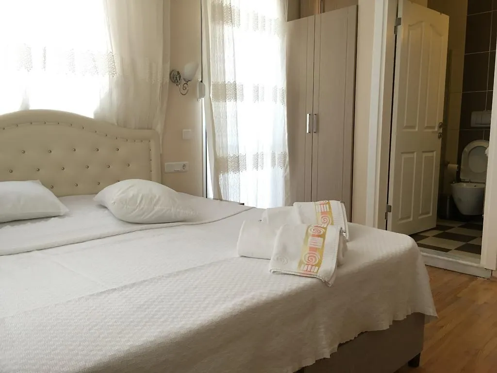 Gerence Butik Hotel Alaçatı Bed & Breakfast